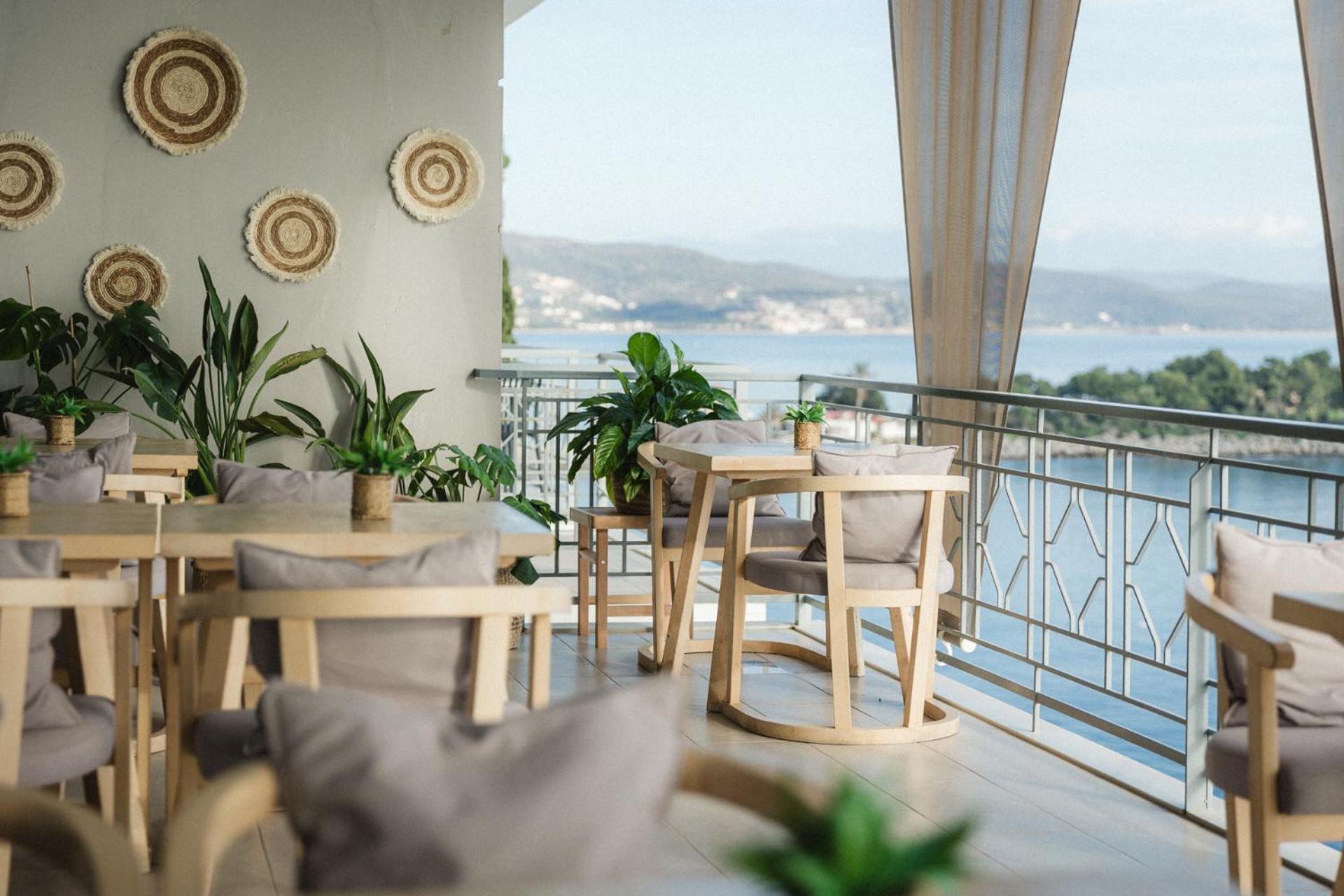 Infinity Hotel Gytheio Extérieur photo