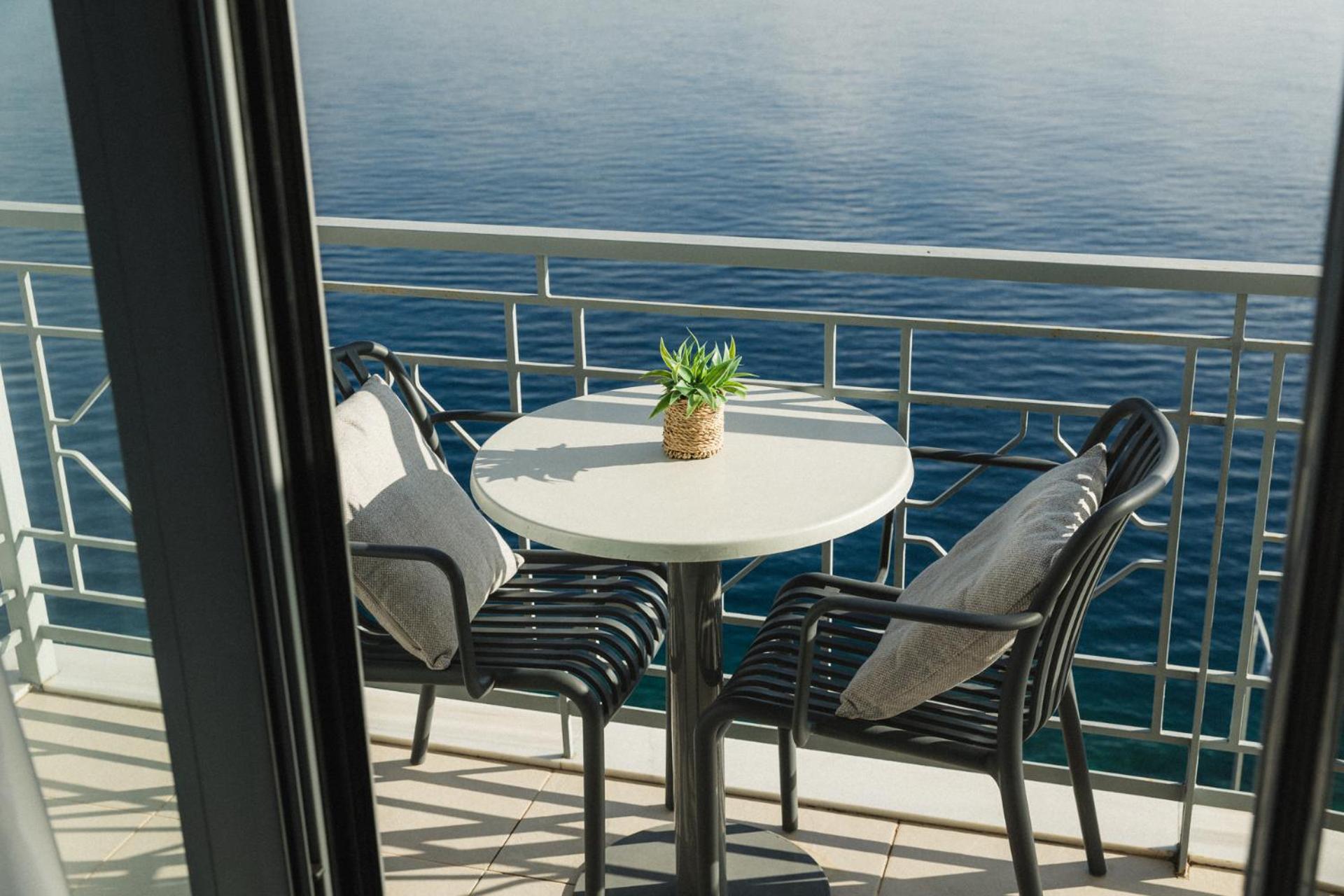 Infinity Hotel Gytheio Extérieur photo