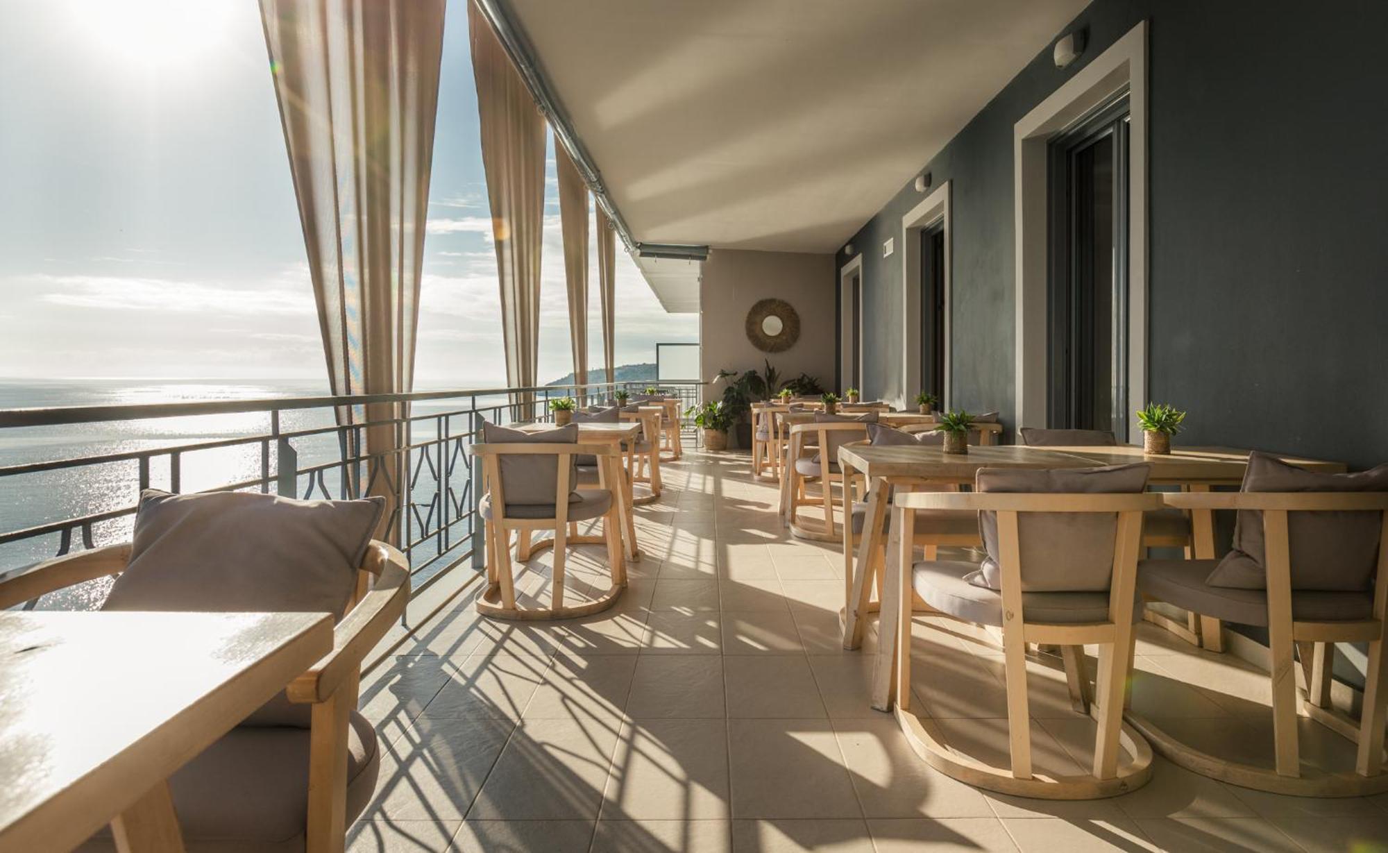 Infinity Hotel Gytheio Extérieur photo
