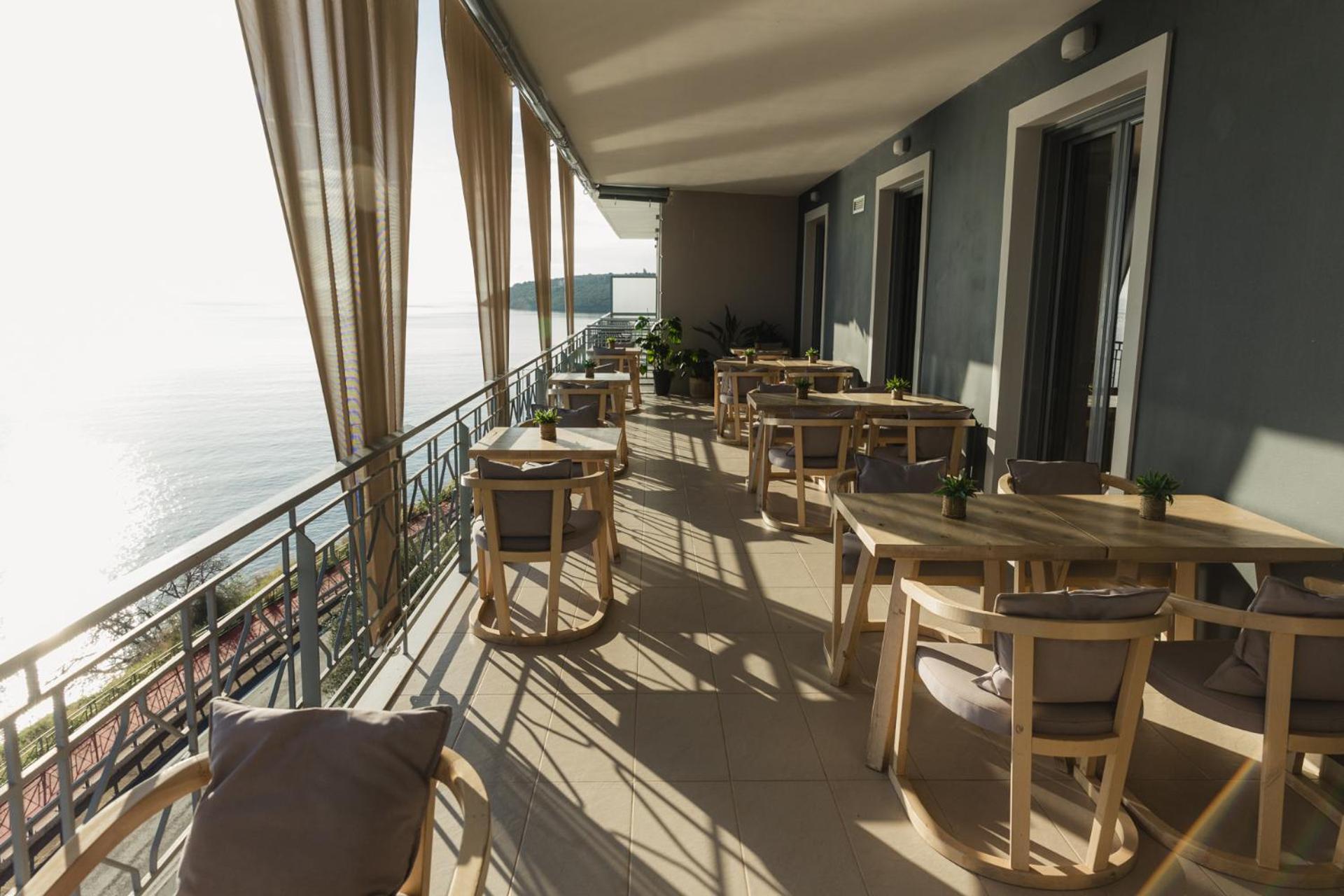 Infinity Hotel Gytheio Extérieur photo